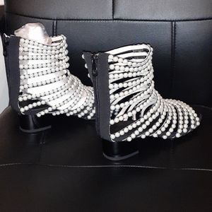 Pearl Shoes